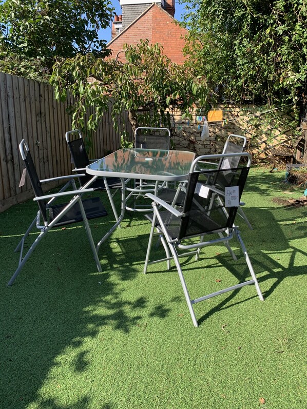 Property grounds - Beautiful lovely one bedroom ensuite (Coventry)