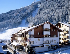Apartment | View from property - Apartment in Neustift Near Ski Lift (Neustift Im Stubaital)
