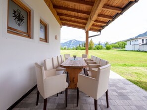 House | Balcony - Holiday Home Brixen Valley Ski Bus Access (Hopfgarten im Brixental)
