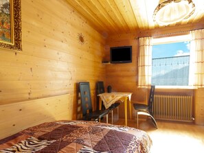Apartment | 2 bedrooms, individually furnished, bed sheets - Apartment in Tyrol in an Attractive Area (Sankt Johann in Tirol)