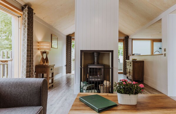 Cottage | Interior - Lodge 16 (Wareham)