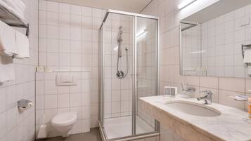 Apartment | Bathroom