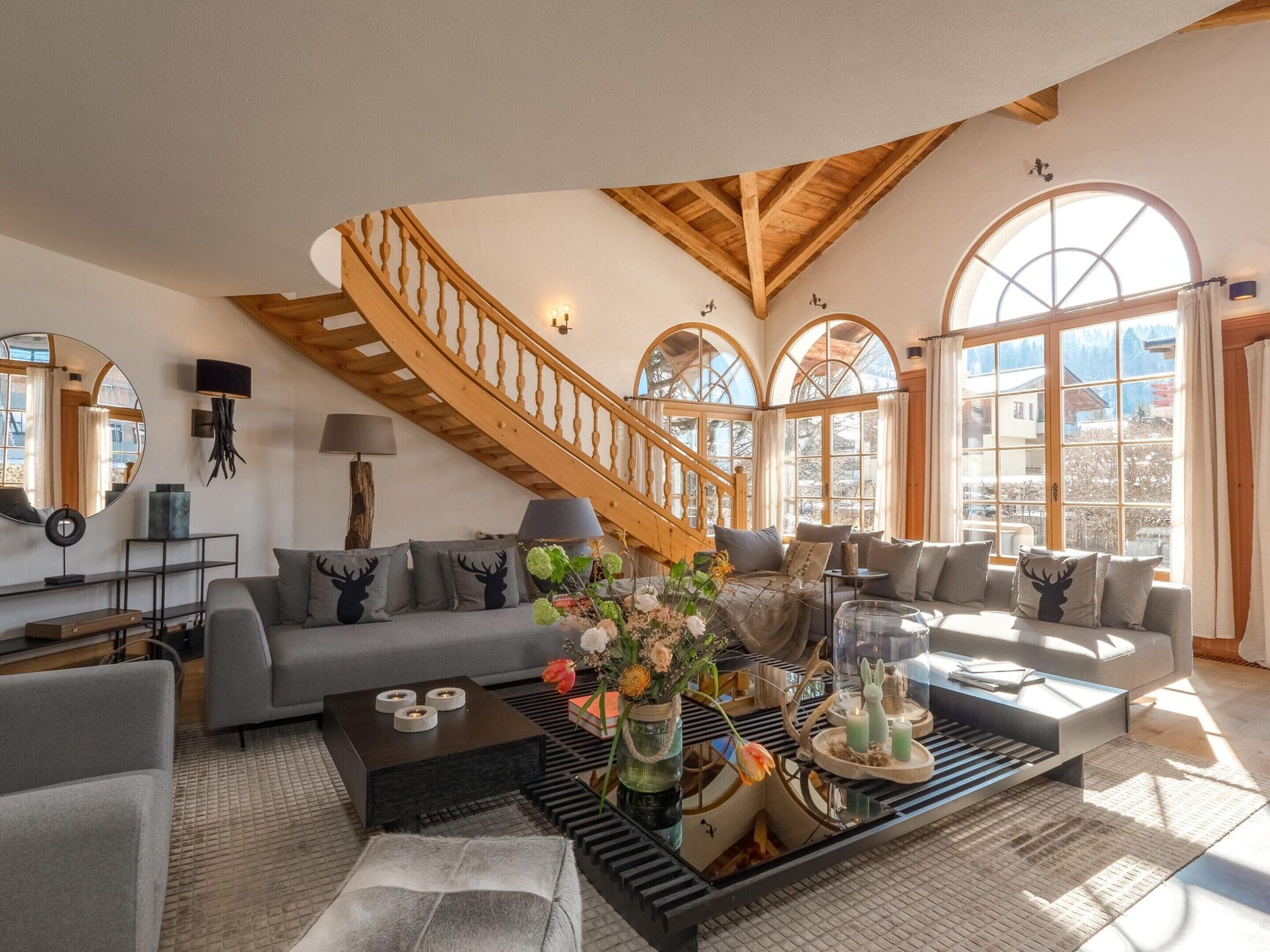 Villa | Living area | Fireplace