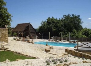 Outdoor pool, a heated pool - Charming vacation home in the heart of the Dordogne - La Grange (Saint-Chamassy)
