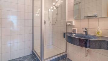 Apartment | Badezimmer
