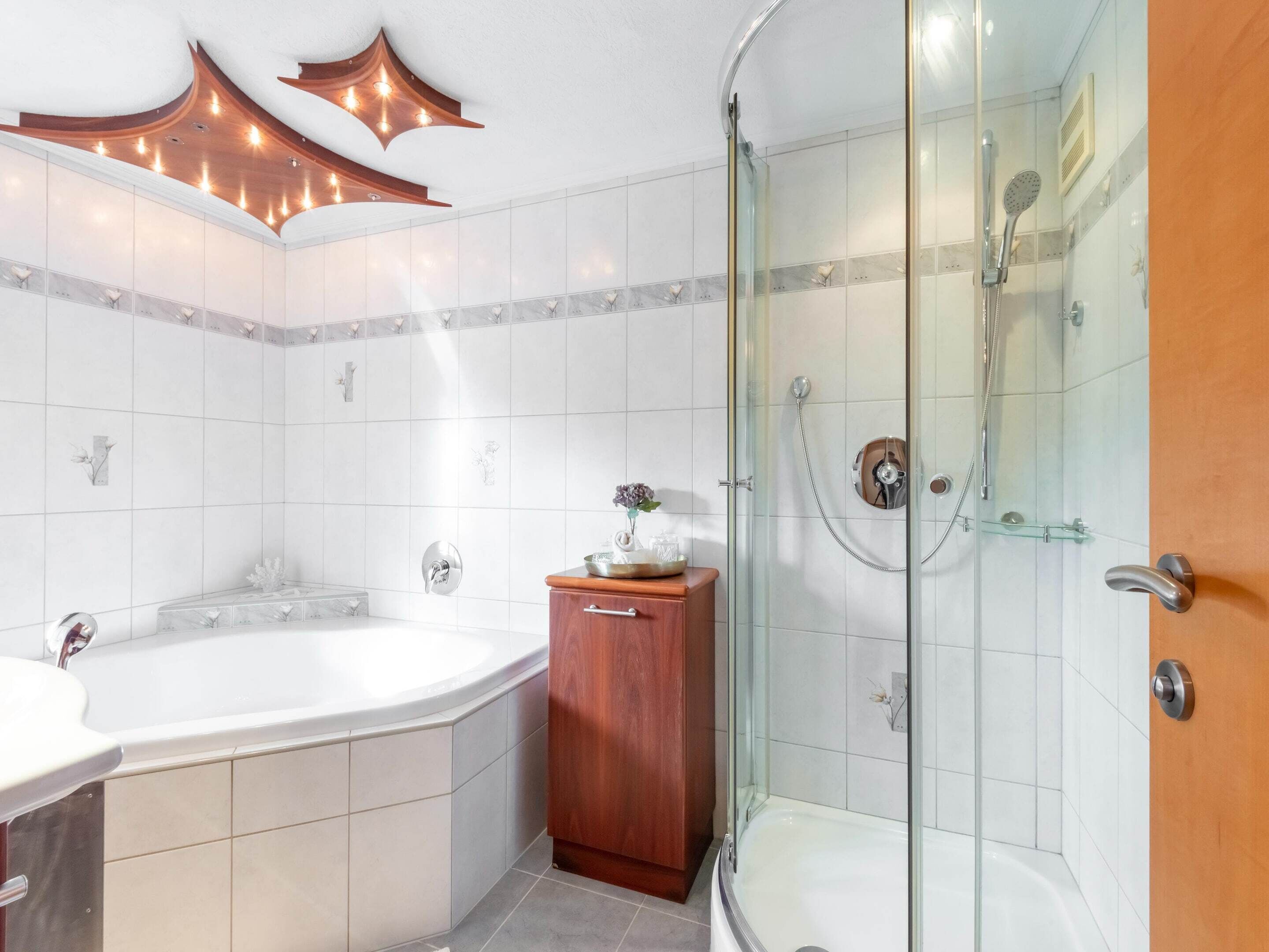 House | Bilik Mandi