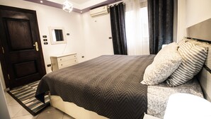 Apartment | 2 bedrooms, iron/ironing board, free WiFi - Local Style Khan El Khalili Decoration Living Room (Cairo)