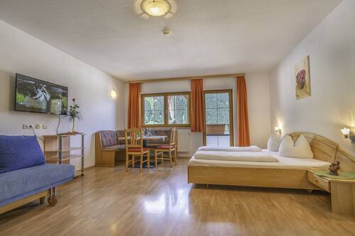 Appartement | 1 chambre, ameublement unique, literie fournie