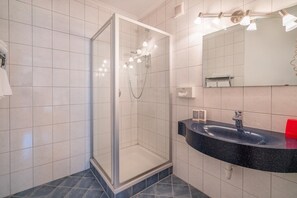 Apartment | Bathroom - Apartment Neustift Near Stubai Glacier (Neustift Im Stubaital)