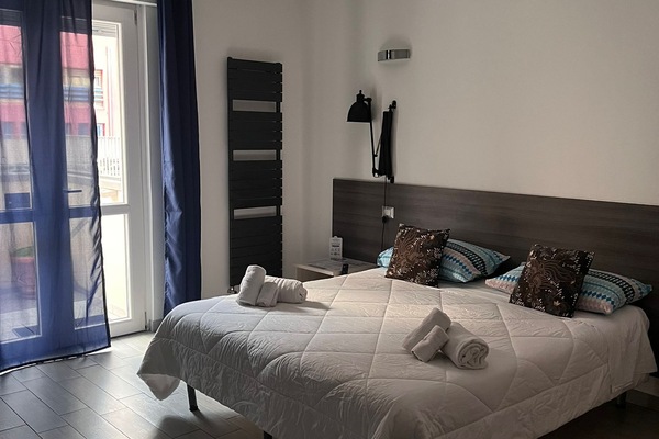 Standard Room, 1 Double Bed | In-room safe, desk, soundproofing, cribs (surcharge)