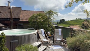 Outdoor pool - Appenzeller Huus Huus Loewen (Gonten)