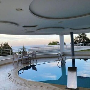 Alberca al aire libre 