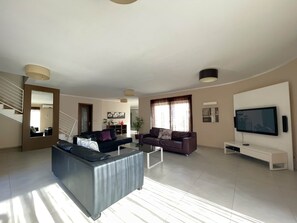 TV, ping pong - Villa Diamantina near St. Julian's (Saint Julian's)