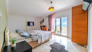 Phòng Deluxe, 1 giường cỡ queen, quang cảnh biển | Bộ đồ giường cao cấp, trang trí khác biệt