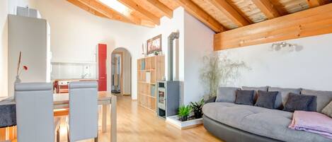 Apartment | Living room