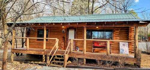 Music Mountain Retreat Cabin B