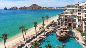 A resort with a pool, beach, and ocean view. - Villa del Arco Beach Resort & Spa Cabo San Lucas - All Inclusive (Cabo San Lucas)