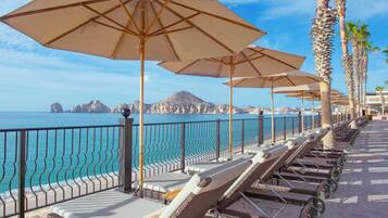 3 albercas al aire libre