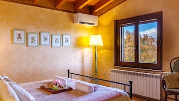 4 camere, culla da viaggio, Wi-Fi, lenzuola