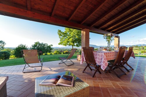 SCAPPO IN UMBRIA, Mevania