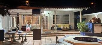 Beautiful Villa at General Villamil 5.5k