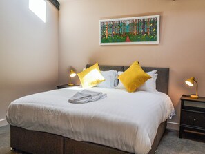 2 chambres, Wi-Fi gratuit, draps fournis