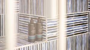 Haartrockner, Handtücher