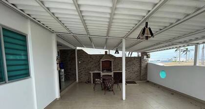 Cozy house on the beach of Punta Carnero