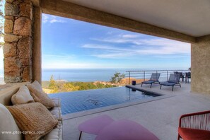 Outdoor pool, a heated pool - Bergerie, Panoramic sea view, Heated pool, Gr20 access (Sari-Solenzara)