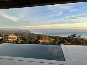Outdoor pool, a heated pool - Bergerie, Panoramic sea view, Heated pool, Gr20 access (Sari-Solenzara)