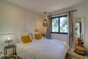 3 chambres, fer et planche à repasser, lit parapluie, Wi-Fi gratuit