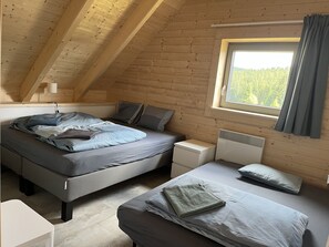 3 chambres, bureau, lit parapluie, Wi-Fi gratuit