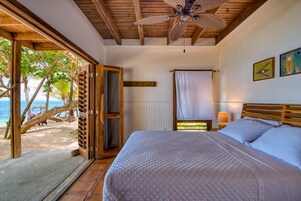 Decoración individual, mobiliario individual, wifi gratis