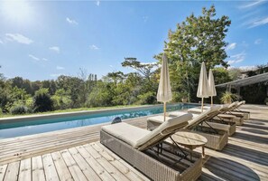 Piscine extérieure, piscine chauffée