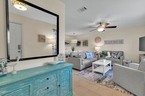 Smart-TV, DVD-spiller, bøker og strømmetjenester