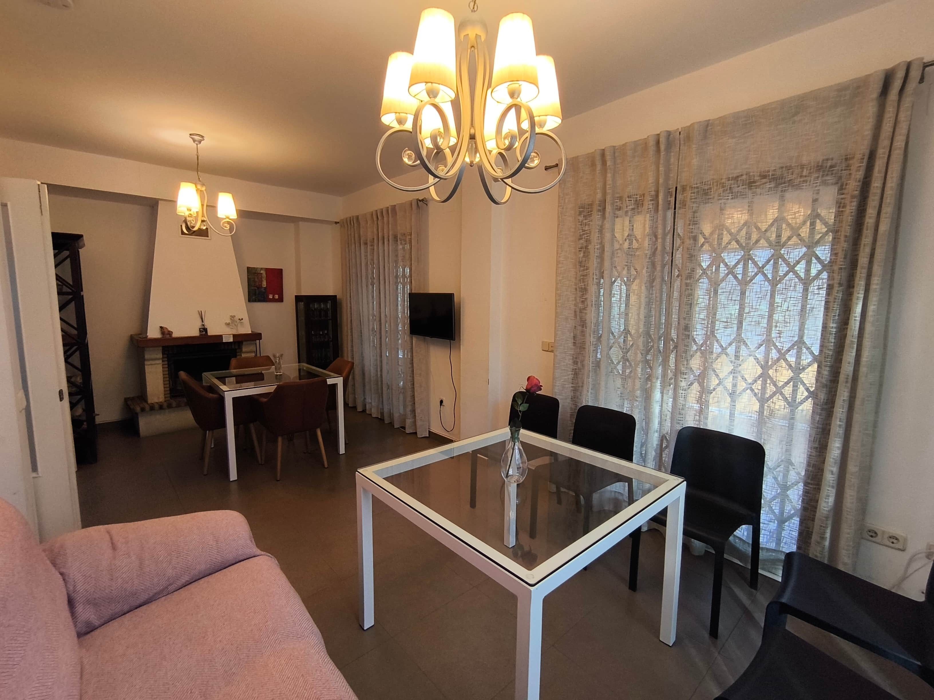 TV, fireplace, ping pong