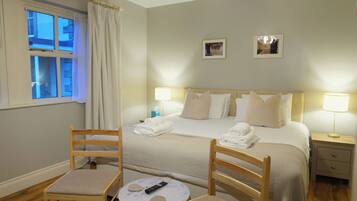 Casa de campo Deluxe | Tabla de planchar con plancha y ropa de cama