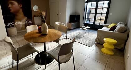 Les demoiselles de la tour avec terrasse