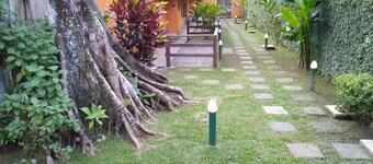 House on Camburi beach in a gated community with swimming pool