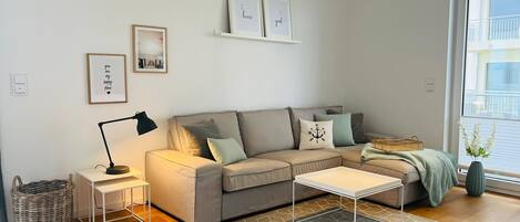 TV, fireplace, video game console