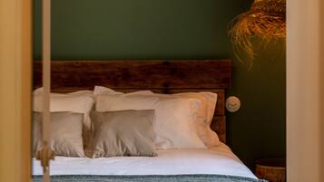 Decoración personalizada, muebles diferentes y escritorio