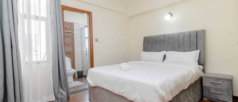 2 slaapkamers, een strijkplank/strijkijzer, gratis wifi, beddengoed