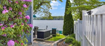 Family Friendly Lake House: Lake Pocotopaug, Fire-pit, Kayaks, Canoe. Sunsets.