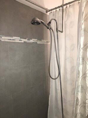 Miljøvenlige toiletartikler, hårtørrer, håndklæder, Sæbe