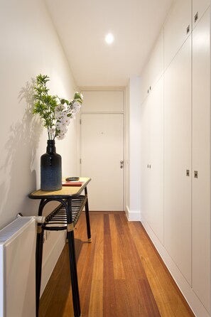 Interior - Boutique Rentals- D*OURO Ribeira w/parking (Porto)