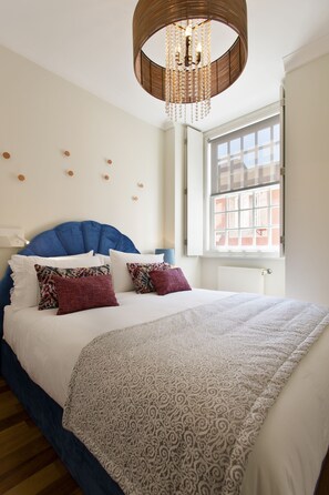 1 bedroom, in-room safe, iron/ironing board, travel cot - Boutique Rentals- D*OURO Ribeira w/parking (Porto)