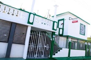 Façade de lâhĂ©bergement