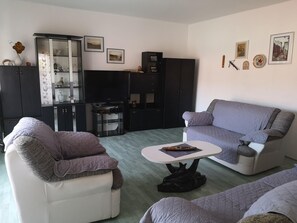 TV - Apartment in Lopar with Seaview, Terrace, WIFI, Washing machine (593-1) (Lopar)