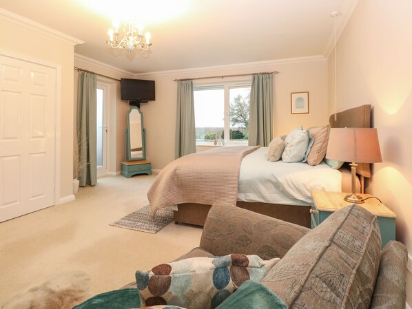 1 bedroom, individually decorated, individually furnished, free WiFi - Brundall House (Norwich)