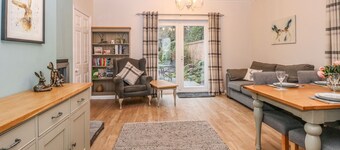 Brundall House